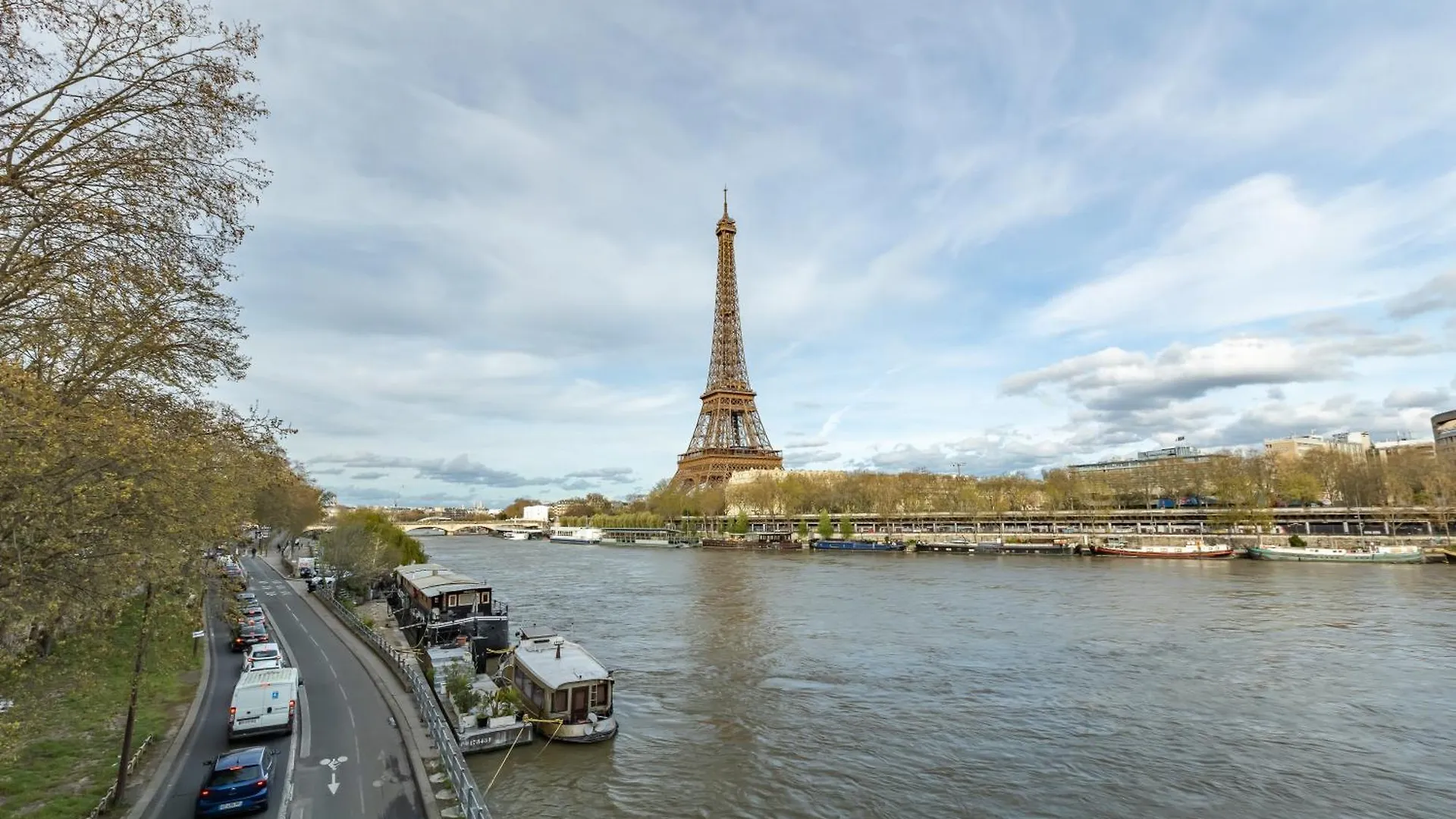 Romanctic Loft Near Eiffel Tower パリ